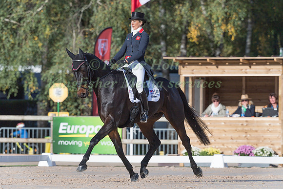 SARAH BULLIMORE (GBR) AND CONPIERRE