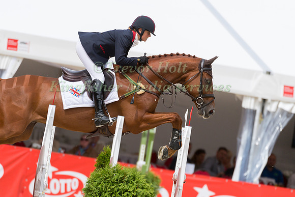 PIGGY FRENCH (GBR) AND QUARRYCREST ECHO