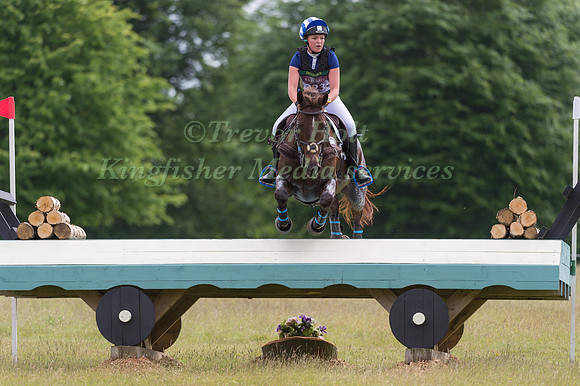 SOPHIE HODGSON AND DHI HOUDINI