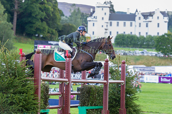Camilla Speirs of Ireland riding Portersize Just A Jiff