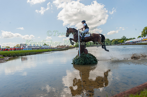 Tom McEwen (GBR) and Toledo De Kerser