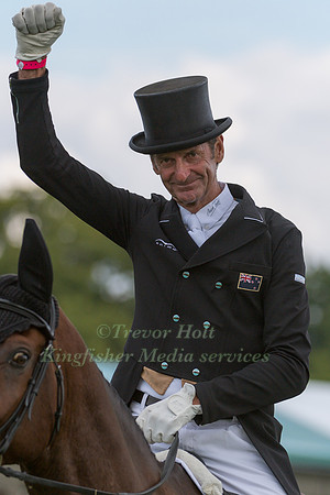 Mark  Todd (NZL) and Leonidas II