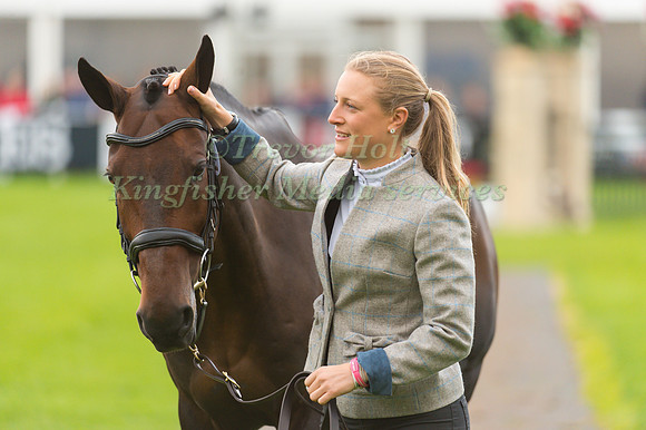 Camilla Speirs of Ireland with Portersize Just A Jiff