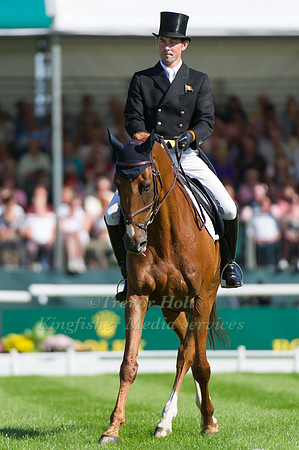 JOSEPH  MURPHY (IRL) RIDING DHI TOP STORY