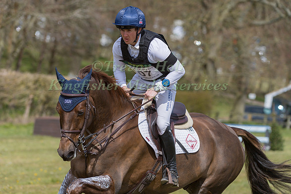 TOM MCEWEN RIDING BRAVEHEART B