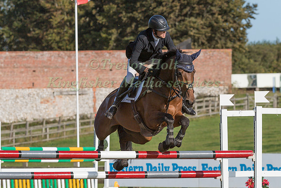 TOM ROWLAND AND VERY GOOD TEMPO