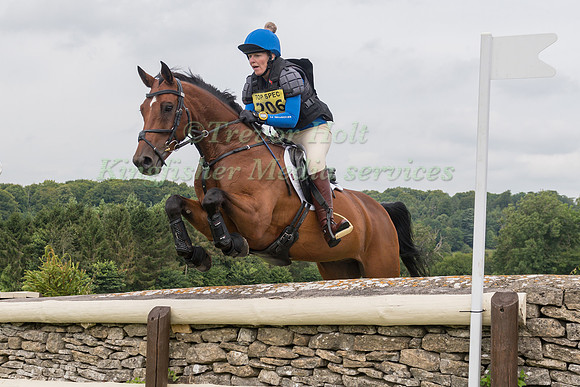 SARAH BEADLE AND COMPLETELY MINT