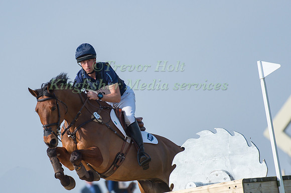 Tim  Price (NZL) riding Danturano K