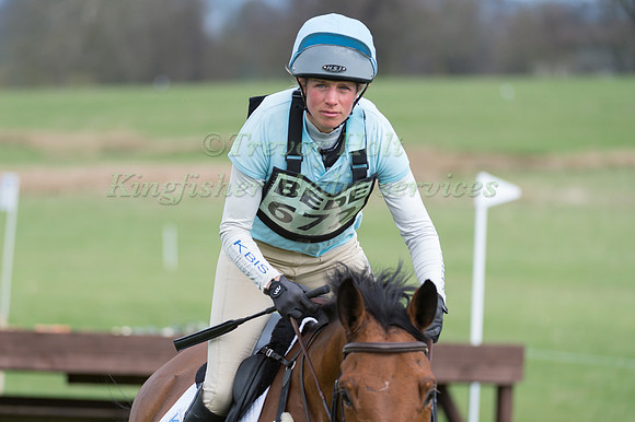 IZZY TAYLOR  RIDING  MILLSTREET MITCH