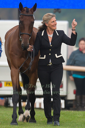 Kristina Cook (GBR) and Star Witness