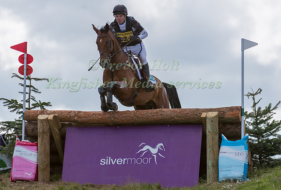 Jamie Atkinson (GBR) riding Celtic Fortune