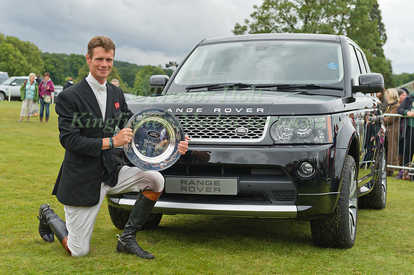 William Fox-Pitt with the  2011 Land Rover Burghley Trophy