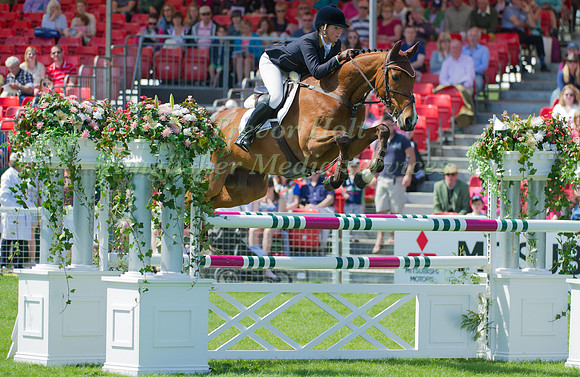 Hannah Bate and Finbury Hill