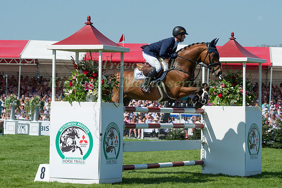 MICHAEL JUNG GER) RIDING  LA BIOSTHETIQUE - SAM FBW