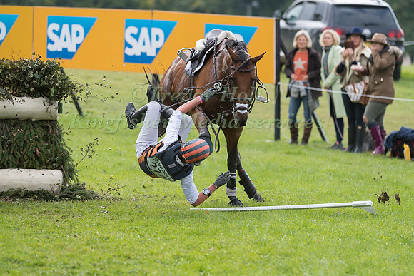 LAUREN KIEFFER (USA) RIDING D A DURAS