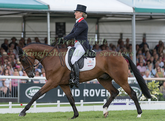Kristina Cook (GBR) and Calvino II