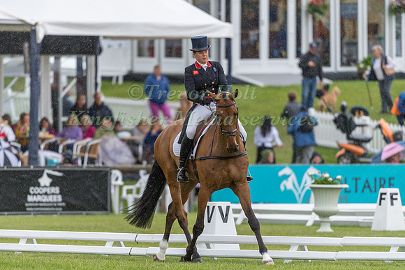 PIPPA FUNNELL (GBR) AND BILLY WALK ON