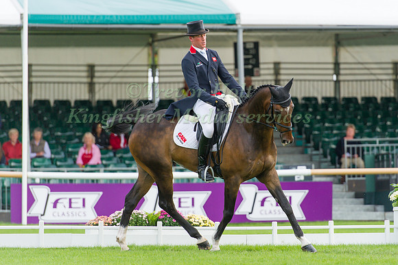 OLIVER TOWNEND (GBR) RIDING SAMUEL THOMAS II