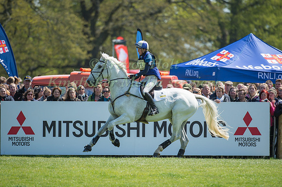 Louisa Milne Home (GBR) riding King Eider