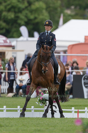 VITTORIA PANIZZON (ITA) AND CHEQUERS PLAY THE GAME