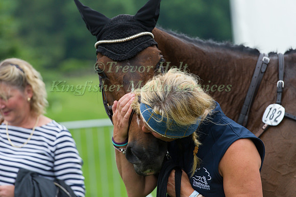 Gemma Tattersall's Mother gives chico Bella P