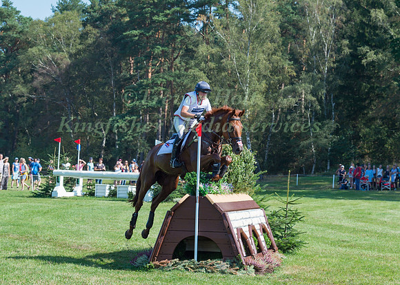 Piggy French (GBR) and Quarrycrest Echo