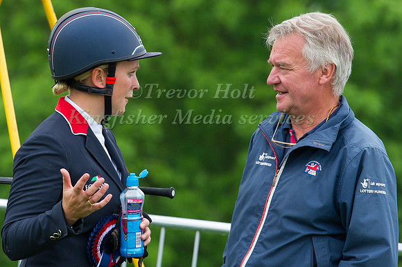 Gemma Tattersall talks to Yogi Briesner after her Show Jumping Round