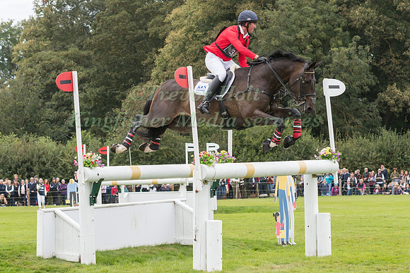 DAVID DOEL (GBR) AND SHANNONDALE QUEST