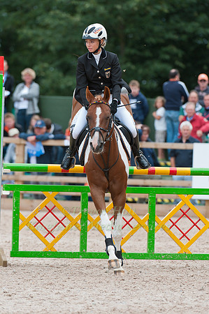 Michelle Mothes and Two Bits