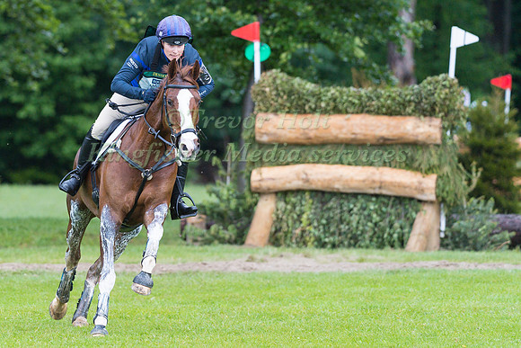 ZARA TINDALL (GBR) AND CLASS AFFAIR