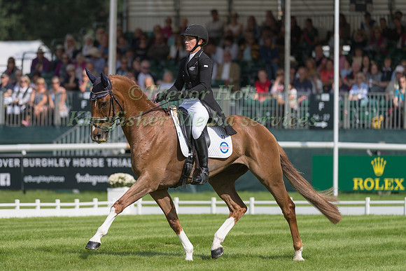 Caroline  Powell (NZL) and Onwards And Upwards