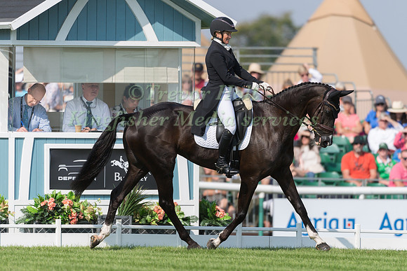 JONELLE PRICE AND GRAPPA NERA (NZL)