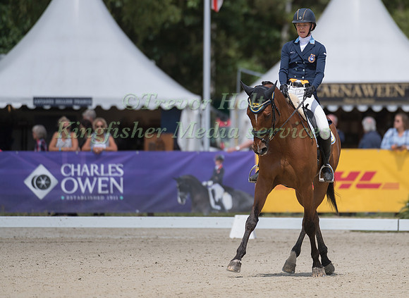 ANNA FRESKGARD (SWE) AND FLY AWAY V/D N. RANCH