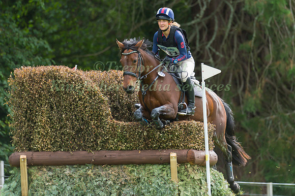 NAIDENE  URQUHART (RSA) RIDING PERIHELION PERIDOT
