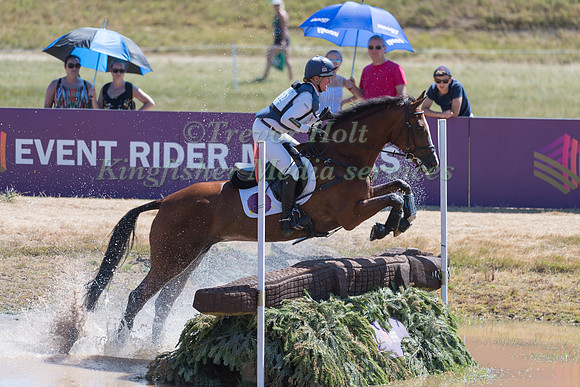 NICOLA WILSON (GBR) AND ONE TWO MANY