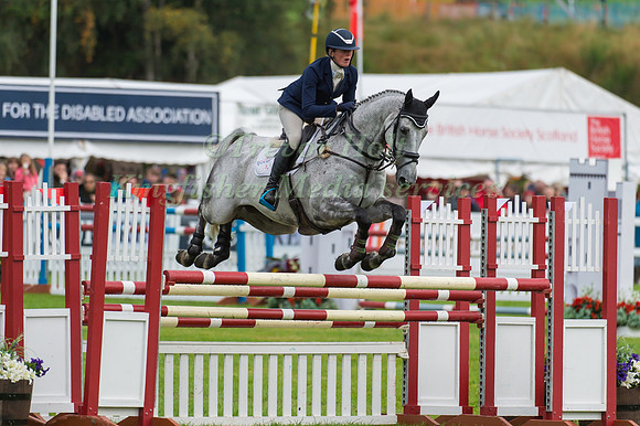 FLORA HARRIS (GBR) RIDING COOLEY LORD LUX