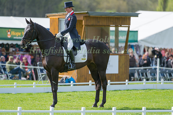 Nicola Wilson (GBR) riding Annie Clover