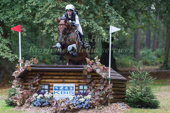 Samantha Hobbs of Great Britain riding  TRETAWN