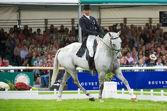 Andrew Nicholson (NZL) riding Avebury competing in the dressage test