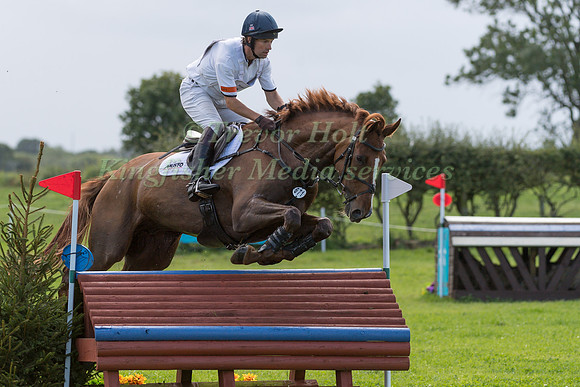 HARRY MEADE RIDING  MERRYWELL TRADITION