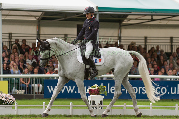 RODOLPHE  SCHERER (FRA) RIDING MAKARA DE MONTIEGE
