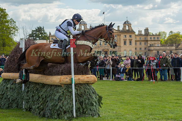 Laura Collett (GBR) and  Mr Bass