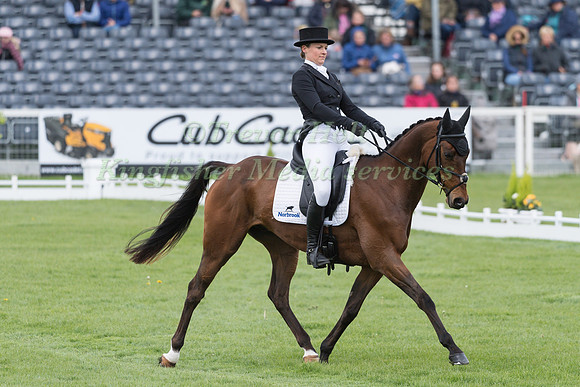 Katie Preston (GBR) and  Templar Justice