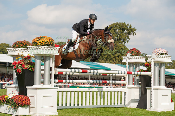 Bill Levett and Improvise taking part in the Show Jumping Phase