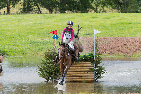 AMY STRUTHERS RIDING  FABRIANO