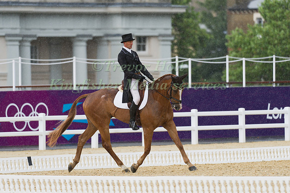 Andrew Nicholson and Nereo