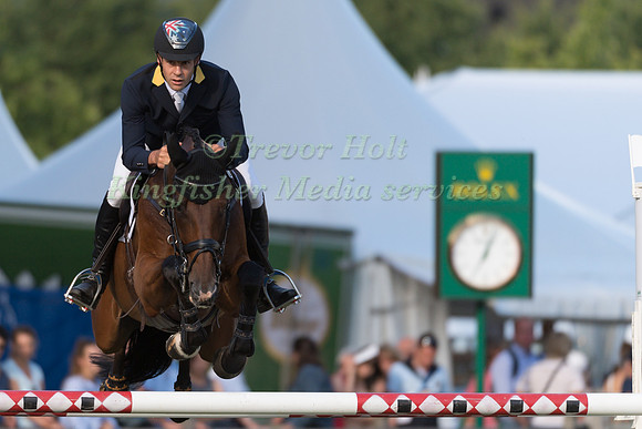 CHRISTOPHER BURTON (AUS) AND NOBILIS 18
