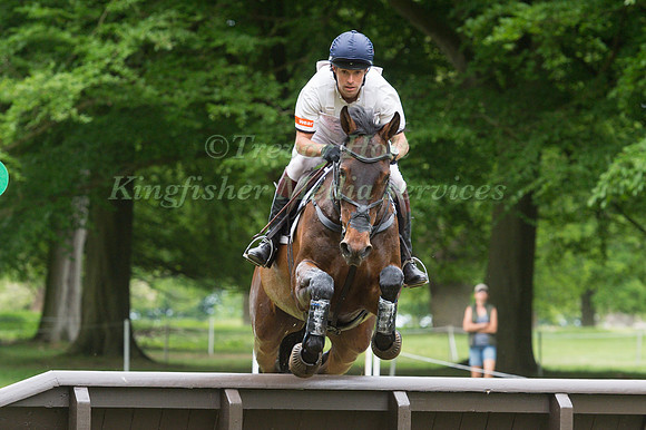 HARRY MEADE (GBR) AND MOSSTOWN PRINCE