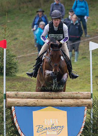 GEORGE HILTON-JONES (GBR) RIDING EFRAIM