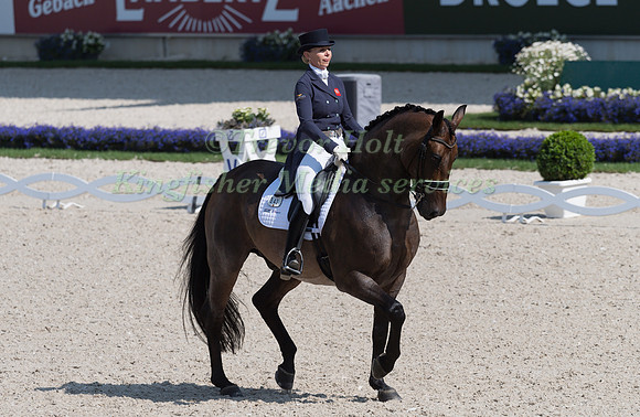 Louise Anne Bell (GBR) and Into the Blue